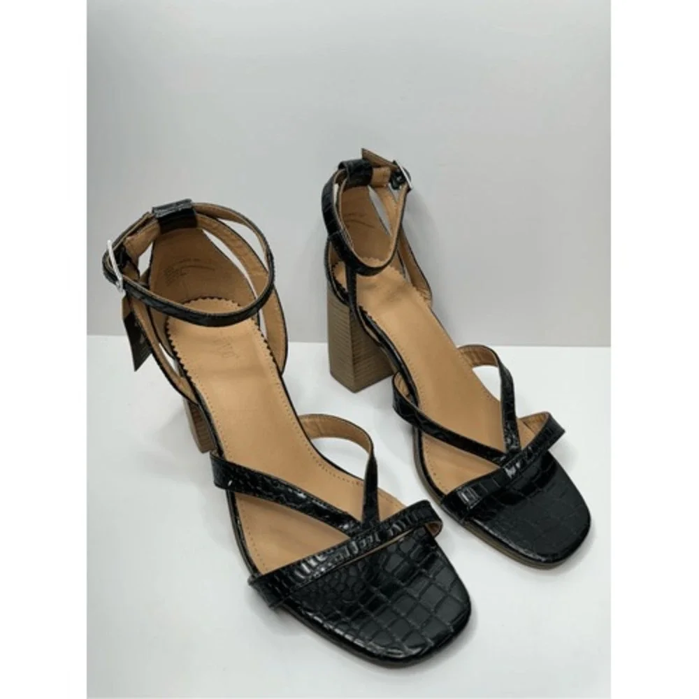 Crevo Women Black Croc Embossed Leather Block Heel Strappy Sandals Size 8 NEW